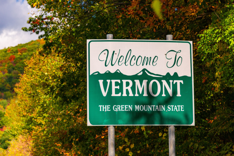 Welcome to Vermont sign